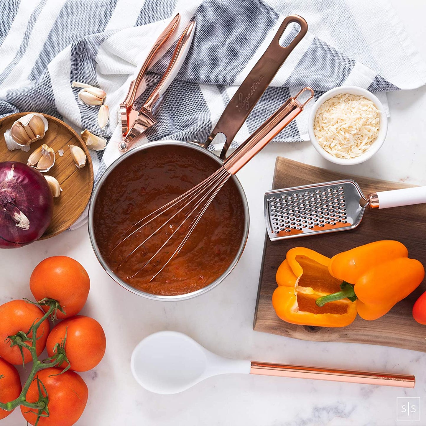 17-Piece Rose Gold Silicone and Copper Kitchen Utensil Set with Holder - Includes Measuring Cups, Spoons, and Utensils for Nonstick Cookware - Elegant Copper Kitchen Accessories