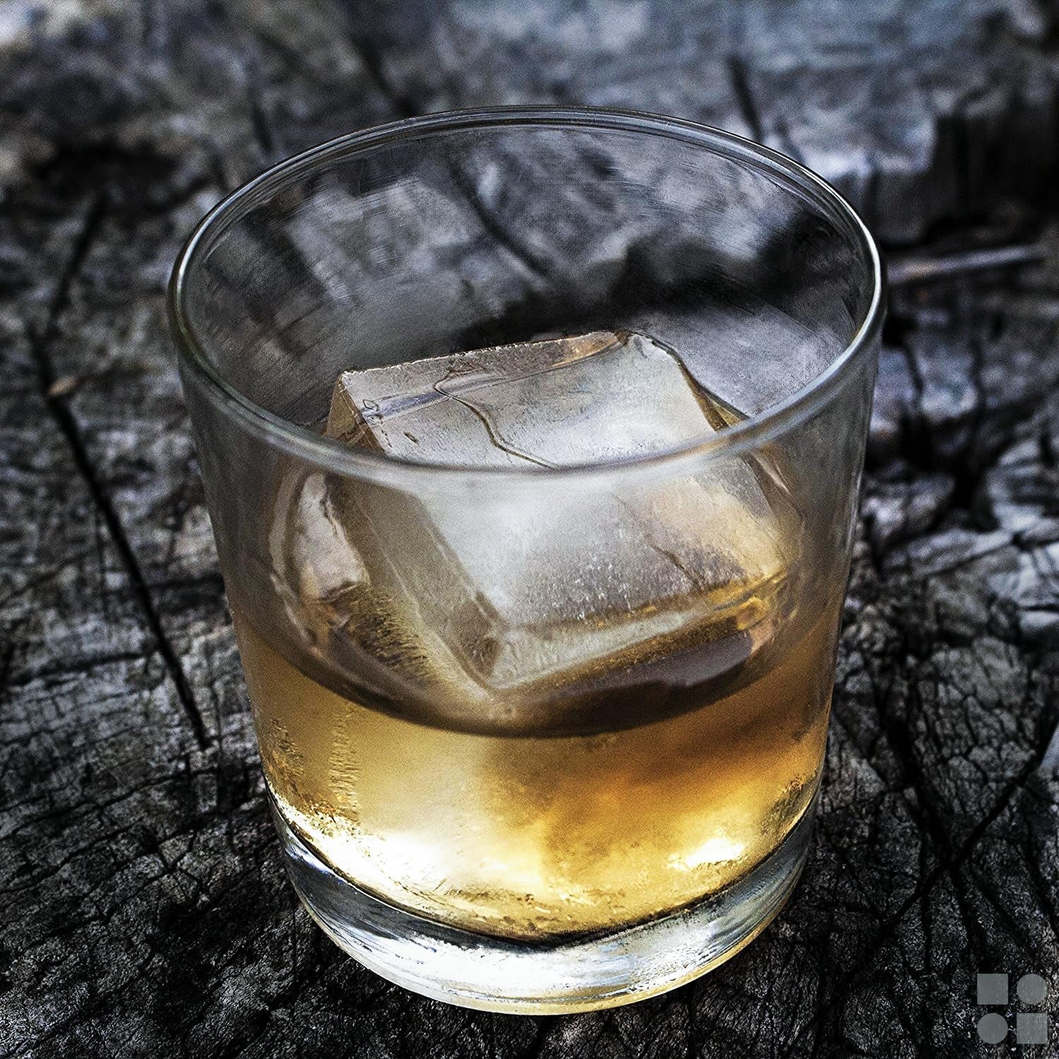 Premium Silicone Ice Cube Tray and Large Molds for Whiskey - Slow-Melting, Plastic-Free, Effortless Release, Perfect for Gifting and Enhancing Cocktails