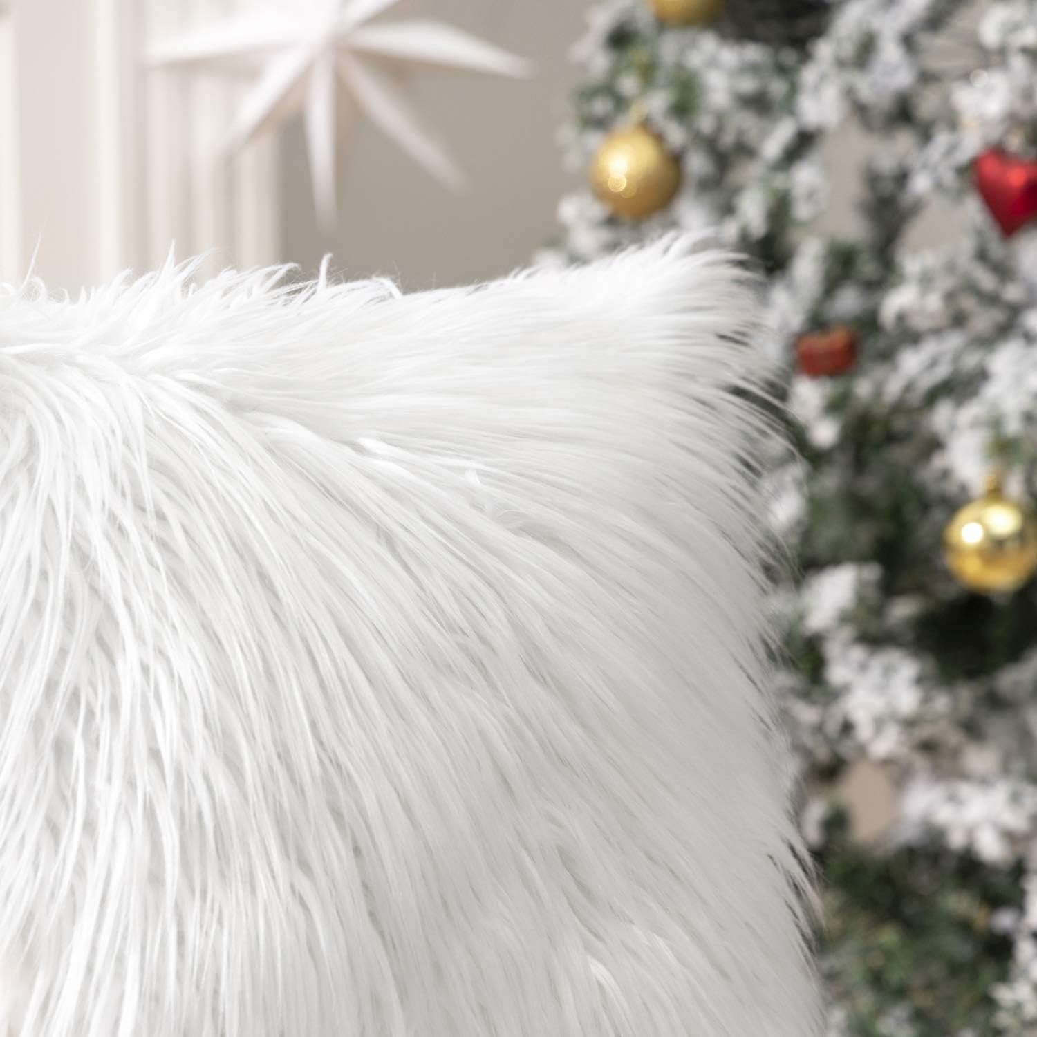 Mongolian Luxury Faux Fur Decorative Pillow Cover, Fluffy True White Cushion Case for Bedroom and Couch, 18 x 18 Inches